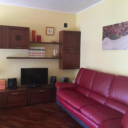 Uliuni Apartman *